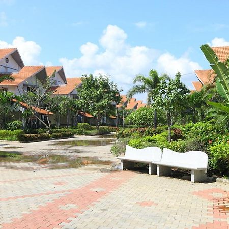 Capital O Twilight Bay Hotell Chennai Eksteriør bilde
